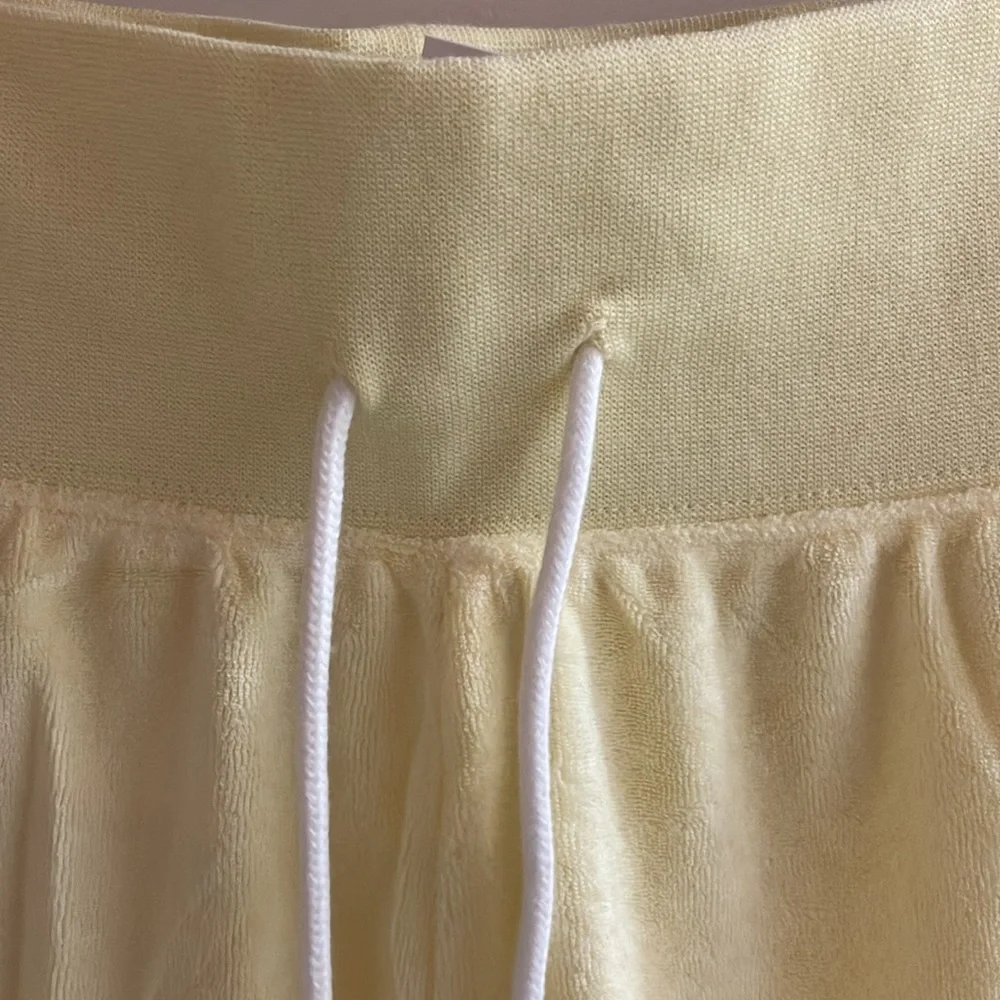 Nike Athletic/Athleisure/Beach Shorts, NWT! - Picture 2 of 8